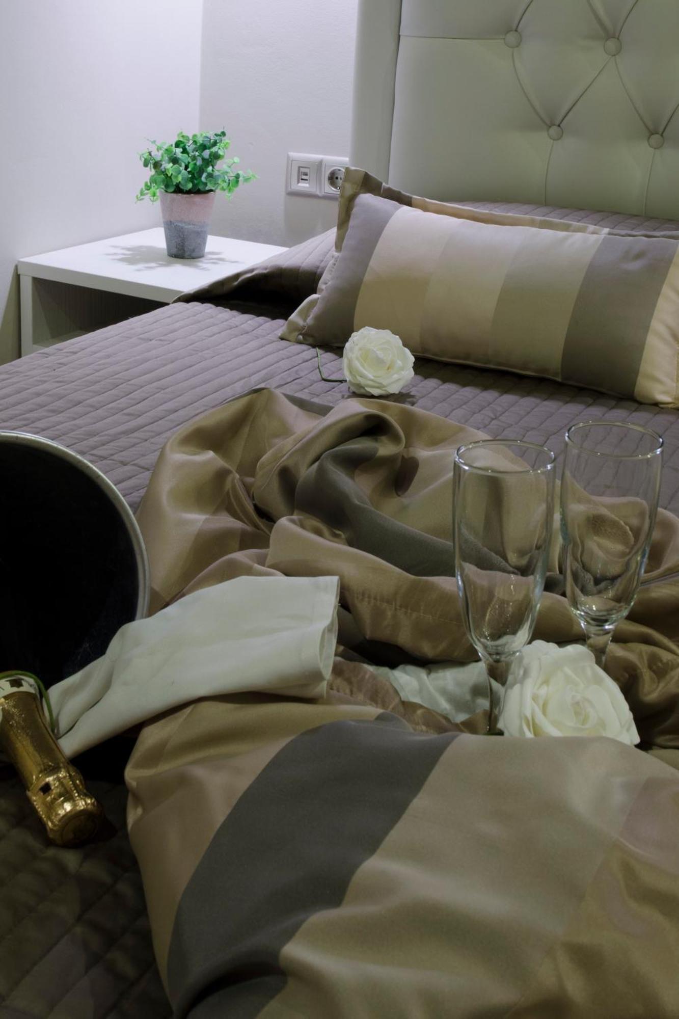 Aparthotel Pagidas Hanioti Esterno foto